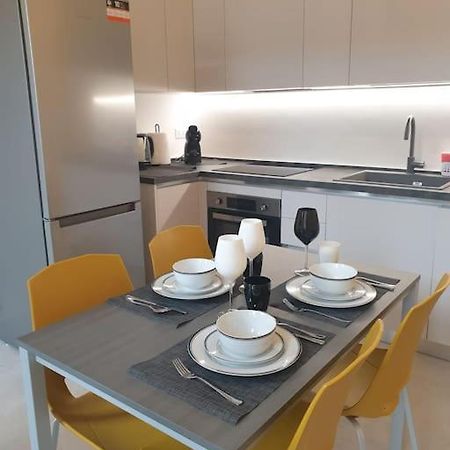Dimora Di Privacy Fronte Parco E Ospedale Di Monza Apartamento Lissone Exterior foto