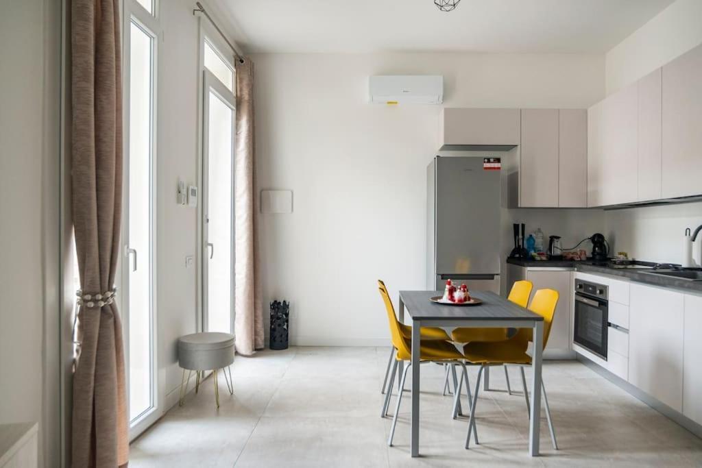 Dimora Di Privacy Fronte Parco E Ospedale Di Monza Apartamento Lissone Exterior foto